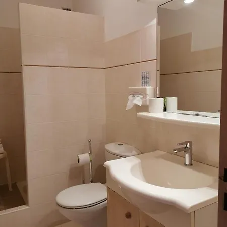 Hotel Logis Le Provencal